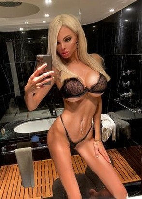 Шлюха Аня (25), Студенческая, 10,000 ₽ час, Секс классический, Минет глубокий, тел +7(999)843-83-78