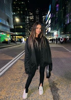 Куртизанка Анжела (28), Владыкино, 13,000 ₽ час, Минет в презервативе, Массаж классический, тел +7(999)712-60-17
