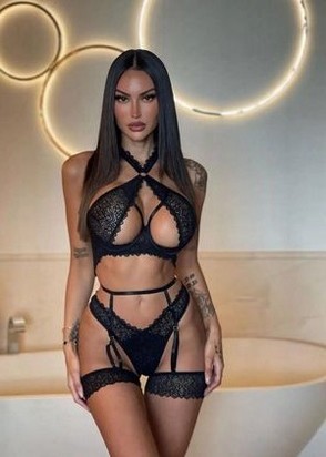 Шлюха Алёна (27), Смоленская, 7,000 ₽ час, Секс классический, Золотой дождь вам (мужчине), тел +7(950)481-10-48