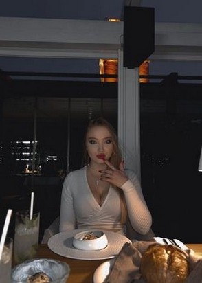 Куртизанка Танита (22), Арбат, 13,000 ₽ час, Секс классический, Массаж профессиональный, тел +7(917)543-58-26