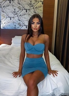 Профессионалка Анна (24), Улица Старокачаловская, 7,000 ₽ час, Минет в презервативе, Массаж эротический, тел +7(989)493-71-91