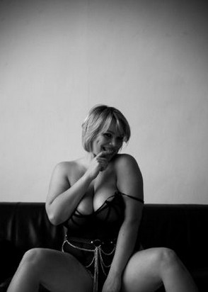 Массажистка Анжела (25), Мневники, 6,000 ₽ час, Секс классический, Массаж расслабляющий, тел +7(951)496-27-67