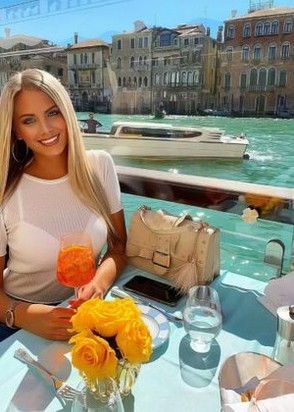 Путана Света (23), Севастопольская, 8,000 ₽ час, Массаж расслабляющий, Игры, тел +7(953)097-20-38