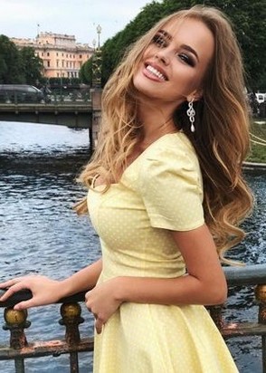 Девушка по вызову Сашенька (22), Тульская, 3,000 ₽ час, Стриптиз не профи, Массаж расслабляющий, тел +7(902)023-27-78