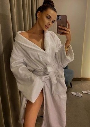 Эскортница Тая (22), Таганская, 5,000 ₽ час, Стриптиз не профи, Массаж расслабляющий, тел +7(952)295-41-65