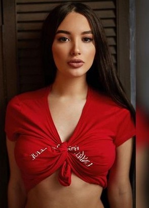 Жрица любви Таня (22), Чеховская, 5,000 ₽ час, Минет глубокий, Окончание на грудь, тел +7(978)860-98-65