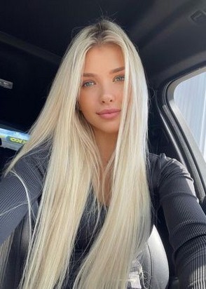 Шлюха Нита (22), Селигерская, 5,000 ₽ час, Окончание в рот, Золотой дождь вам (мужчине), тел +7(950)028-83-29