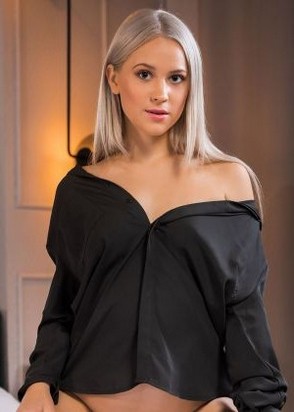Шлюха Рита (25), Стахановская, 5,000 ₽ час, Окончание на грудь, Массаж эротический, тел +7(908)761-70-72