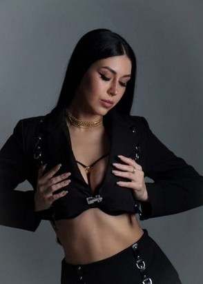 Путана Арина (25), Фили-Давыдково, 5,000 ₽ час, Секс анальный, Минет в презервативе, тел +7(900)834-64-45