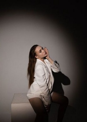 Шлюха Алина (22), Чеховская, 14,000 ₽ час, Массаж классический, Массаж расслабляющий, тел +7(904)987-35-38