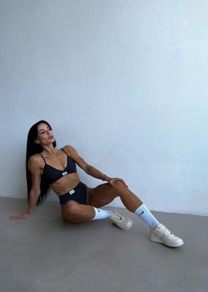 Куртизанка Юля (24), Молодежная, 5,000 ₽ час, Минет без резинки, Стриптиз не профи, тел +7(978)694-96-02
