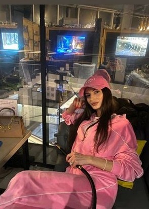 Шлюха Женя (28), Чеховская, 17,000 ₽ час, Минет без резинки, Окончание на грудь, тел +7(988)624-53-67