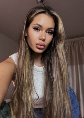 Индивидуалка Илона (24), Аэропорт, 17,000 ₽ час, Минет без резинки, Массаж расслабляющий, тел +7(950)397-08-43