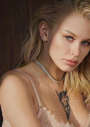 Индивидуалка Ника (23), Выставочный Центр, 18,000 ₽ час, Минет без резинки, Массаж эротический, тел +7(995)415-59-70