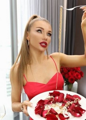 Содержанка Яна (23), Чкаловская, 10,000 ₽ час, Игрушки, Игры, тел +7(908)680-85-83