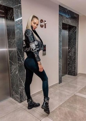 Куртизанка Ксюша (26), Фрунзенская, 15,000 ₽ час, Секс анальный, Стриптиз не профи, тел +7(989)645-32-70