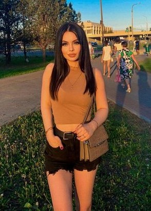 Профессионалка Кристина (22), Профсоюзная, 3,000 ₽ час, Минет в презервативе, Фетиш, тел +7(918)720-96-19