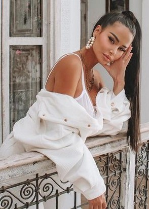 Куртизанка МАРИНА (24), Авиамоторная, 8,000 ₽ час, Игрушки, Минет глубокий, тел +7(901)241-40-97
