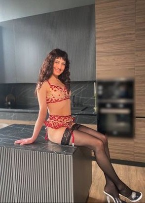 Массажистка Диана (30), Добрынинская, 3,000 ₽ час, Минет в презервативе, Ролевые игры, тел +7(908)907-25-71