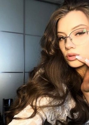 Проститутка СОНЯ (26), Фрунзенская, 10,000 ₽ час, Минет в презервативе, Трамплинг, тел +7(991)630-08-52