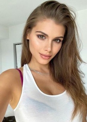 Профессионалка АЛИНА (23), Смоленская, 10,000 ₽ час, Минет в презервативе, Игры, тел +7(953)380-76-39