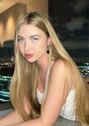 Девушка по вызову Бемби (24), Технопарк, 10,000 ₽ час, Минет без резинки, Массаж расслабляющий, тел +7(902)018-46-36