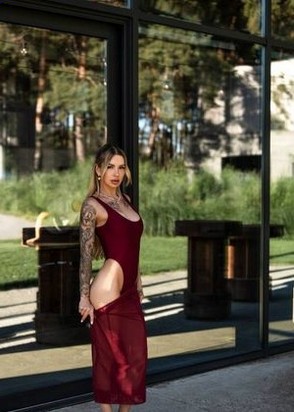 Путана Зина (23), Лермонтовский проспект, 3,000 ₽ час, Секс анальный, Минет в презервативе, тел +7(908)467-41-80