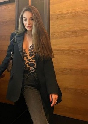 Шлюха Ксения (30), Чеховская, 2,000 ₽ час, Секс анальный, Игрушки, тел +7(904)498-82-16