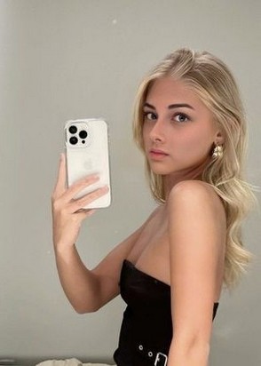 Проститутка Света (21), Лермонтовский проспект, 5,000 ₽ час, Секс классический, Окончание на грудь, тел +7(991)301-45-83