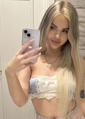 Девушка по вызову Кристина (20), 15,000 ₽ час, Минет в презервативе, Окончание на грудь, тел +7(901)397-14-15