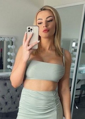 Шлюха Алина (28), Чеховская, 5,000 ₽ час, Секс классический, Минет без резинки, тел +7(908)097-86-36