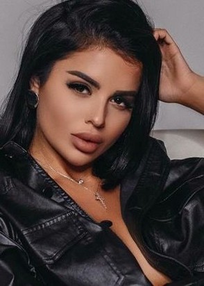 Проститутка Николь (22), Щелковская, 8,000 ₽ час, Окончание на грудь, Стриптиз не профи, тел +7(928)357-70-54