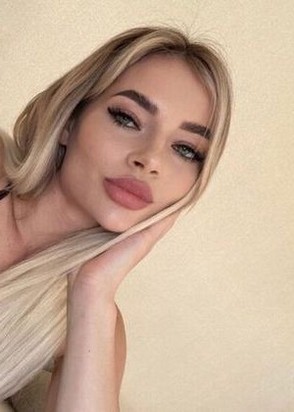 Содержанка Лора (28), Щукинская, 7,000 ₽ час, Стриптиз не профи, Массаж классический, тел +7(995)527-59-20