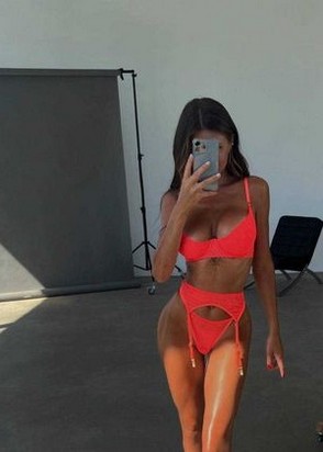 Проститутка Мила (24), Лермонтовский проспект, 8,000 ₽ час, Массаж классический, Массаж профессиональный, тел +7(951)564-72-92