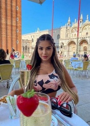 Содержанка Лиза (22), Профсоюзная, 7,000 ₽ час, Секс классический, Окончание на грудь, тел +7(978)261-64-75
