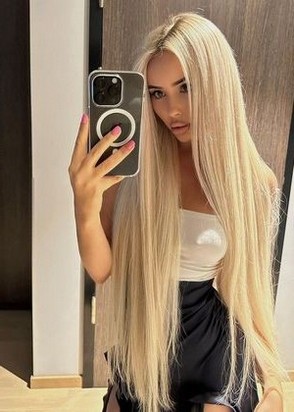 Проститутка АНЯ (23), Смоленская, 10,000 ₽ час, Минет без резинки, Массаж эротический, тел +7(988)657-75-70