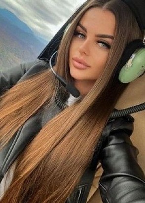 Профессионалка ЕВА (23), Смоленская, 15,000 ₽ час, Секс классический, Минет в презервативе, тел +7(995)183-02-72