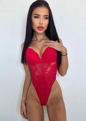 Куртизанка Аделина (23), Чкаловская, 8,000 ₽ час, Массаж профессиональный, Массаж эротический, тел +7(918)168-68-19