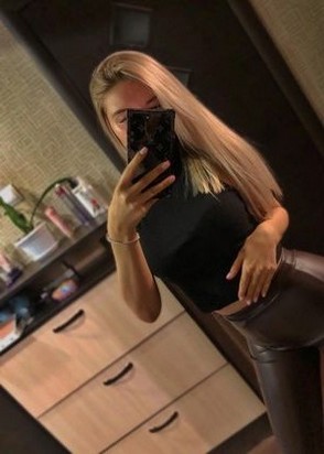 Жрица любви Карина (25), Бибирево, 1,500 ₽ час, Секс анальный, Золотой дождь вам (мужчине), тел +7(999)804-80-62