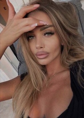 Содержанка Ангелина (25), Петровский парк, 10,000 ₽ час, Минет в презервативе, Стриптиз не профи, тел +7(999)572-48-25