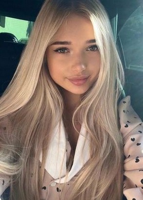 Массажистка Виолетта (21), Цветной бульвар, 8,000 ₽ час, Окончание на грудь, Массаж расслабляющий, тел +7(904)695-71-63