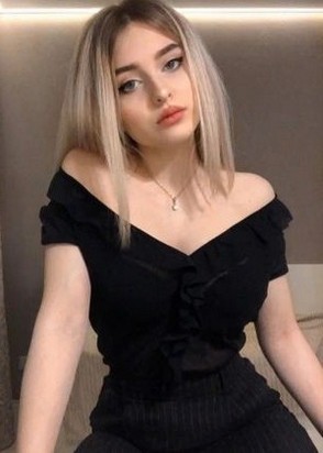 Проститутка Яна (24), Улица Старокачаловская, 5,000 ₽ час, Минет в презервативе, Минет глубокий, тел +7(988)308-34-91