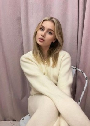 Девушка по вызову Алиса (23), Студенческая, 7,000 ₽ час, Массаж классический, Легкая доминация, тел +7(950)341-87-38