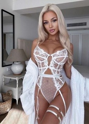 Ночная бабочка Азалия (22), Профсоюзная, 3,000 ₽ час, Игрушки, Минет без резинки, тел +7(991)216-87-40