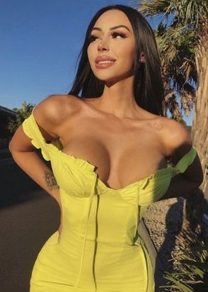 Профессионалка Злата (24), Ясенево, 8,000 ₽ час, Окончание на грудь, Массаж классический, тел +7(908)435-26-25