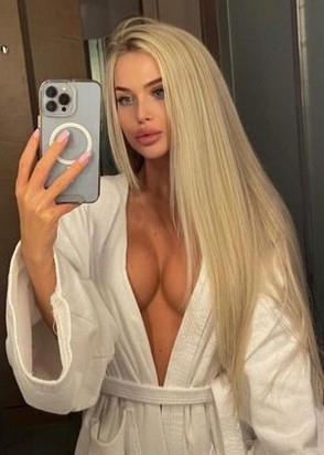 Проститутка Моника (23), Чкаловская, 10,000 ₽ час, Минет без резинки, Массаж эротический, тел +7(995)089-01-25