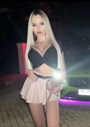 Проститутка Настя (23), Калужская, 10,000 ₽ час, Минет в презервативе, Минет без резинки, тел +7(900)460-17-70