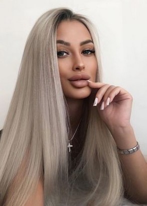 Проститутка Оксана (24), Шаболовская, 3,000 ₽ час, Секс классический, Массаж расслабляющий, тел +7(999)917-60-76