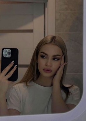Девушка по вызову Алиса (22), Теплый Стан, 8,000 ₽ час, Окончание на грудь, Массаж эротический, тел +7(987)893-01-05