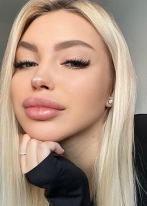 Эскортница Соня (21), Чкаловская, 8,000 ₽ час, Минет глубокий, Массаж профессиональный, тел +7(986)196-12-04